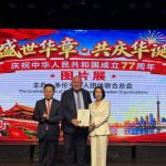 多伦多华联会举办“盛世华章,共庆华诞”大型图片展